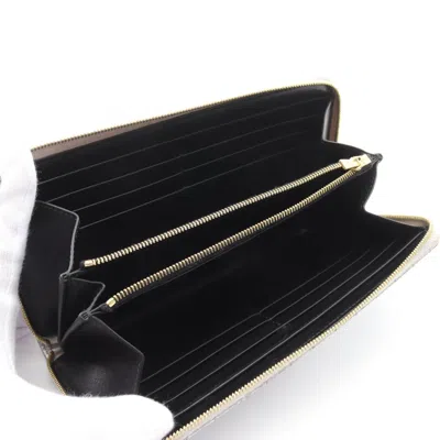 Pre-owned Celine Silver Leather Long Wallet (bi-fold) ()