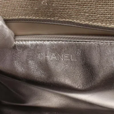Pre-owned Chanel Beige Linen Shoulder Bag () In Sand