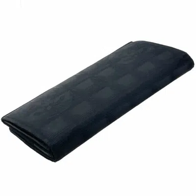 Pre-owned Chanel Black Leather Nylon Long Wallet (bi-fold) ()