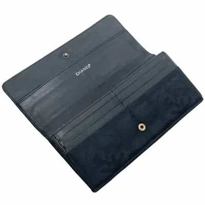 Pre-owned Chanel Black Leather Nylon Long Wallet (bi-fold) ()