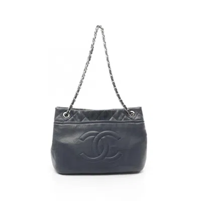 Pre-owned Chanel Matelasse Navy Leather Tote Bag () In Blue
