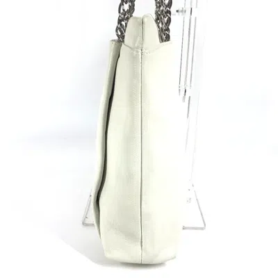 Pre-owned Chanel White Grained Calfskin Shoulder Bag Tote Bag ()