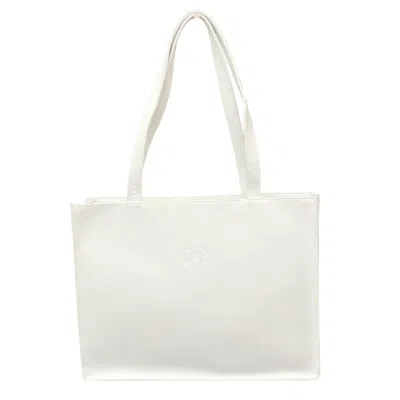 Pre-owned Chanel White Leather Shoulder Bag Tote Bag ()