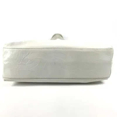 Pre-owned Chanel White Leather Shoulder Bag Tote Bag ()