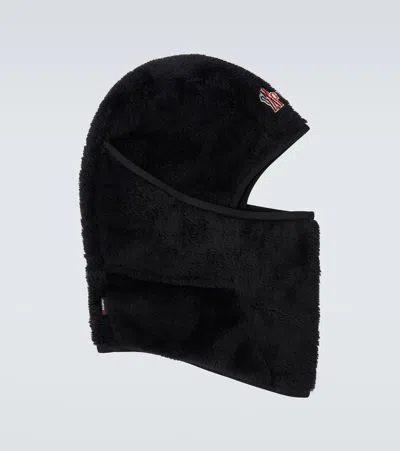 Moncler Logo Hood In Black