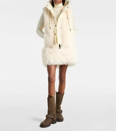 Moncler Wool Blend Turtleneck Sweater In White