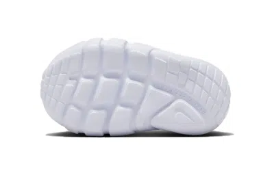 Nike (td)  Flex Runner 2 'light Smoke Team Red' In Gray