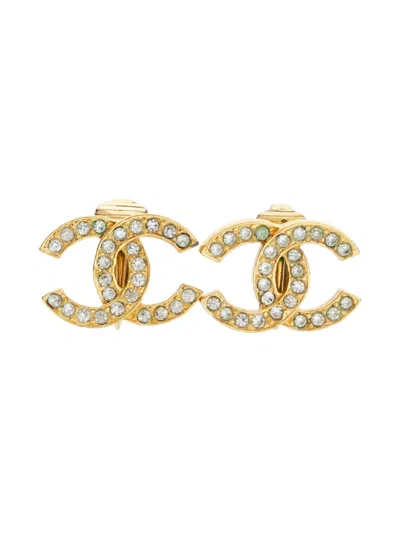 Pre-owned Chanel 1970s Cc Mark Clip-on Earrings In Gold