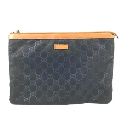 Pre-owned Gucci Navy Leather Nylon Clutch Bag () In Blue
