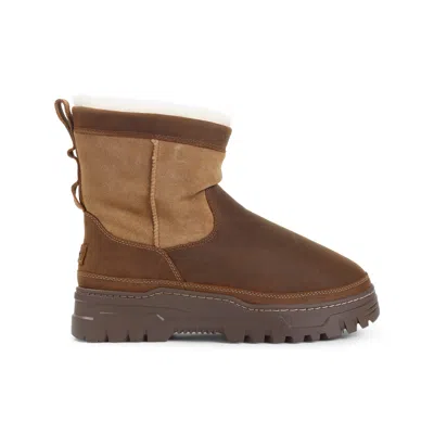 Ugg Chestnut Brown Suede Leather Heritage Pull-on Trailgazer Boots In Brown