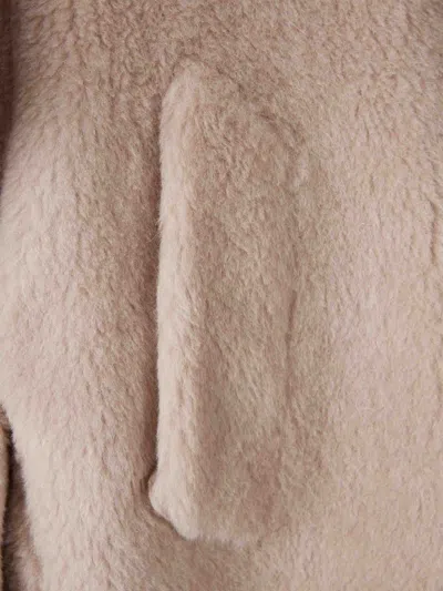 Max Mara Short Fur Coat In Neutral