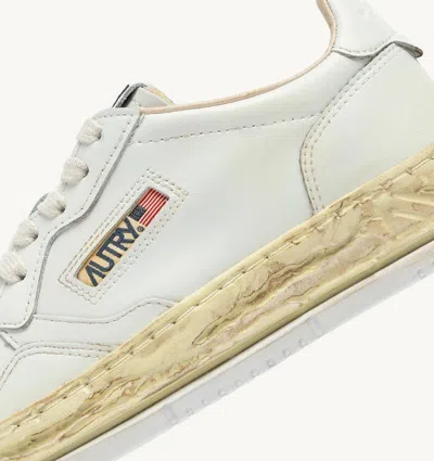 Autry Medalist Low Vintage X Mihara Yasuhiro White Sneakers With Handcrafted Sole In Leather Man In White