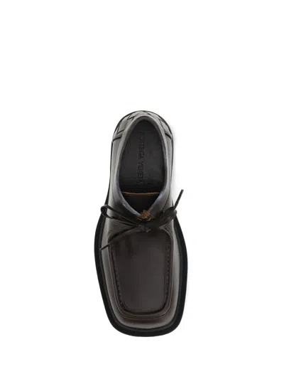 Bottega Veneta Round Toe Leather Lace-up Shoes For Men In Brown