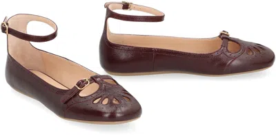 Chloé Flat Shoe With Burnished Look Made In Italy In Purple