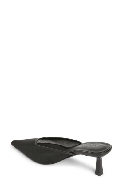 Steve Madden Lisbeth Pointed Toe Mule In Black