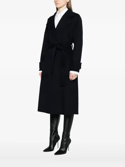 Joseph Double-breasted Coat In Black