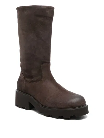 Julie Dee Suede Boots In Brown