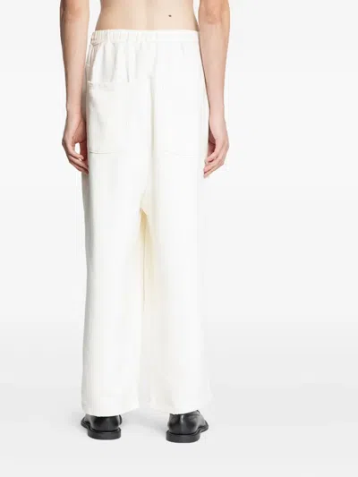 Ancellm Tuck Sweat Trousers In White