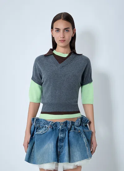 August Barron Triple Sweater In Gray