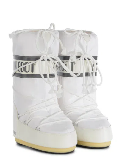 Moon Boot Boots Light And Natural In White