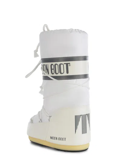 Moon Boot Boots Light And Natural In White