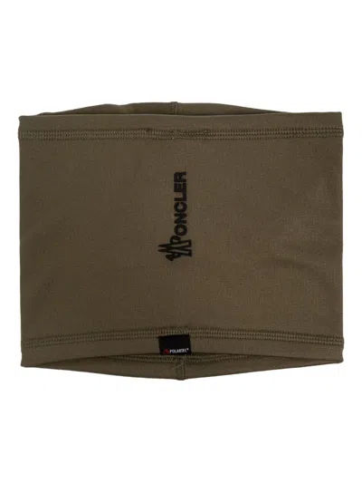 Moncler Logo-appliqué Scarf In Green