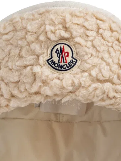 Moncler Logo-patch Tie-fastening Reversible Hat In Neutral