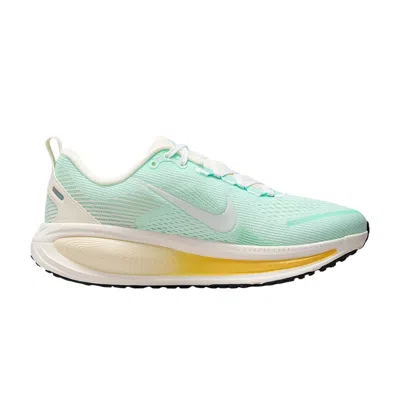Pre-owned Nike Wmns Vomero 18 'mint Foam Sail' | Green | Women's Size 7.5