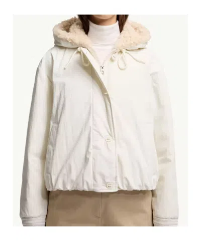 Moncler Nisiro Teddy-trimmed Hooded Short Down Jacket In White