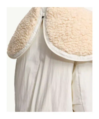 Moncler Nisiro Teddy-trimmed Hooded Short Down Jacket In White