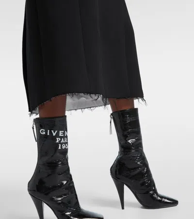 Givenchy Cocoon Fitted Coat In Wool In Black