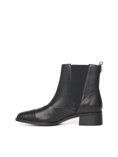 Coccinelle Nikla In Black