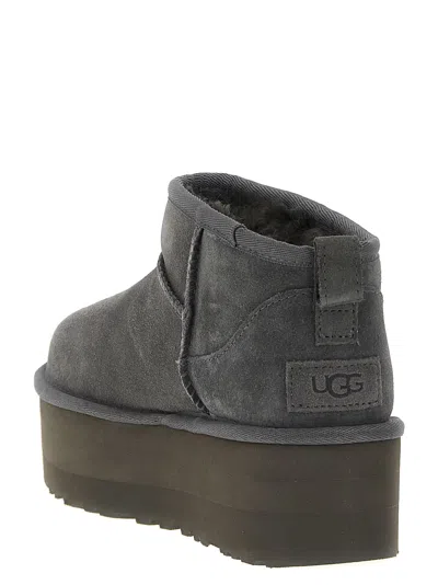 Ugg Stivaletto Donna Classic Ultra Mini Con Plateau Sand In Gray