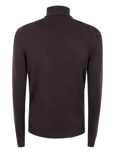 Md75 Cashmere Turtle Neck Sweater In Brown