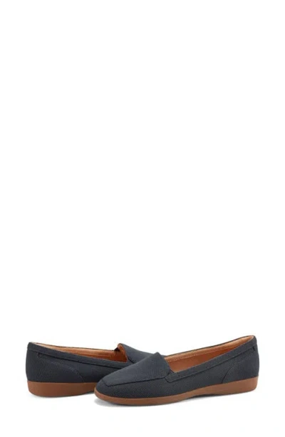 Easy Spirit Devitt Flat In Blue