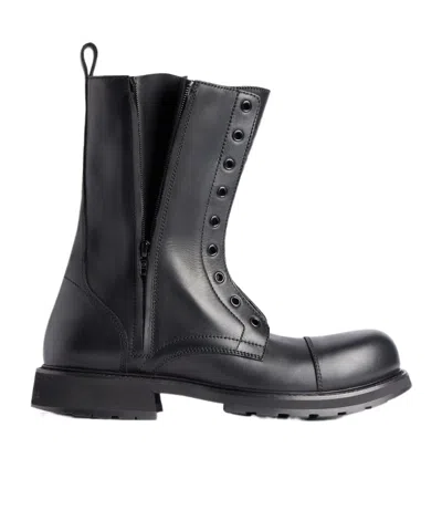 Balenciaga Rugged Leather Ankle Boots With Chunky Sole In Black