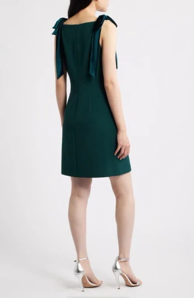 Vince Camuto Velvet Bow Stretch Crepe Dress In Green