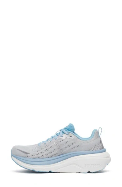 Saucony Hurricane 25 Running Shoe In Blue