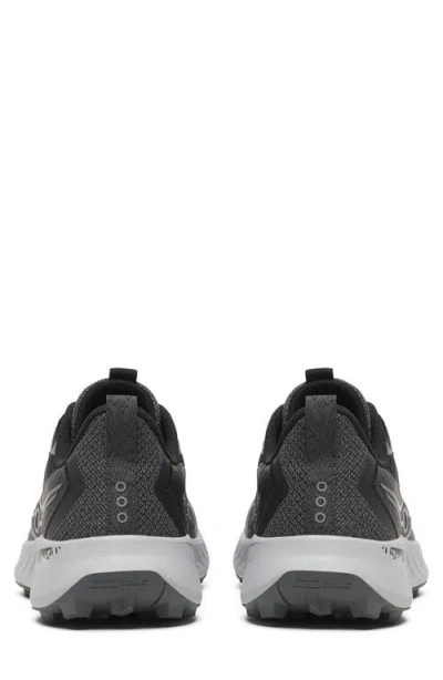 Saucony Peregrine 15 Trail Running Shoe In Multi