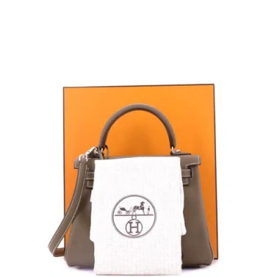 Pre-owned Hermes  Hermes Kelly Handbag Grey Swift With Palladium Hardware 25 In Brown