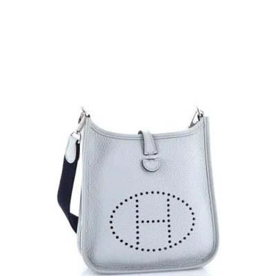 Pre-owned Hermes  Hermes Evelyne Bag Gen Iii Clemence Tpm In Burgundy