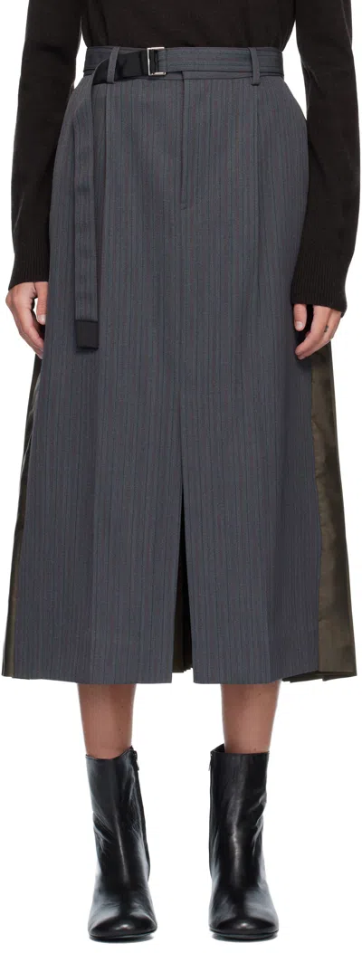 Sacai Pleated Skirt With Belt And Stripes In Gray