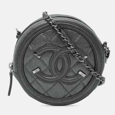 Pre-owned Chanel Black Metallic Caviar Cc Filigree Round Clutch With Chain