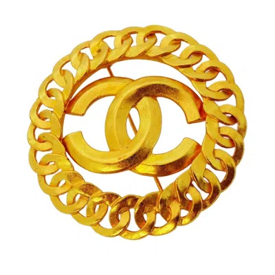 Pre-owned Chanel Plating Brooch () In Gold