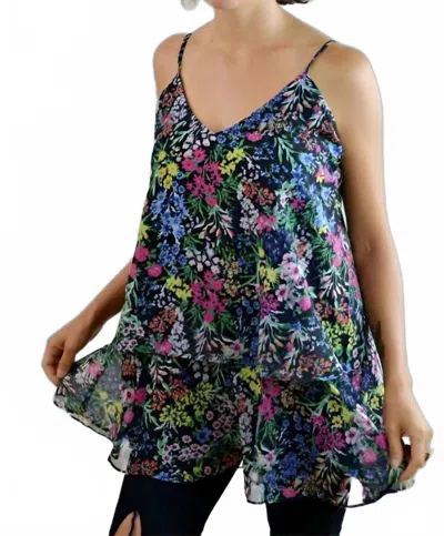 Llove Floral Babydoll Tank Top In Black Floral In Multi