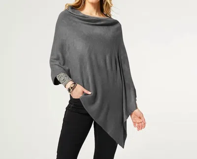Coco + Carmen Asymmetrical Lightweight Poncho In Cloudy Grey In Gray