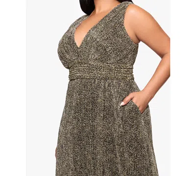 Betsy & Adam Women's V-neck Pleated Animal Print Gown In Gray