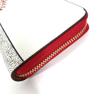 Pre-owned Coach Red Color White Leather Long Wallet (bi-fold) ()