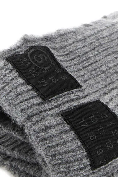 Mm6 Maison Margiela Textured Knitted Wool Blend Handwear In Gray