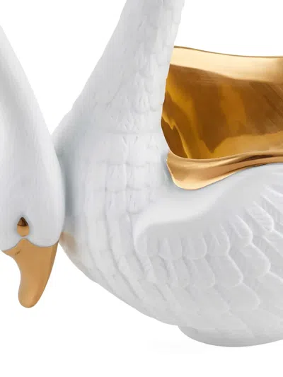 L'objet Large Swan Centerpiece (36cm X 33cm) In White